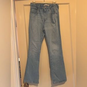 Levi’s Lightwash Denim Jeans, 725 High Rise Bootcut, size W32 L30